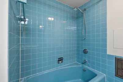 1610 N Prospect Ave #504, Milwaukee, WI 53202 - Photo 18