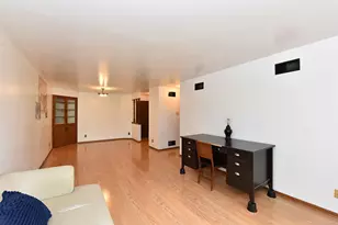 3239 S 58th St, Milwaukee, WI 53219 - Photo 8