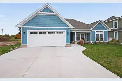 1335  Lynx Ln -, Manitowoc, WI 54220 - Photo 2