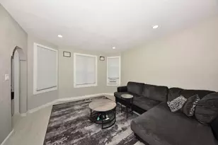 2166 S 6th St, Milwaukee, WI 53215 - Photo 20