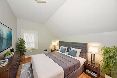 2166 S 6th St, Milwaukee, WI 53215 - Photo 6