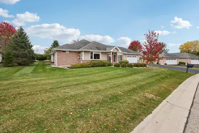 117  Pheasant Run, Johnson Creek, WI 53038 - Photo 2
