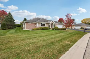 117 Pheasant Run, Johnson Creek, WI 53038 - Photo 2