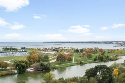 1610 N Prospect Ave #903, Milwaukee, WI 53202 - Photo 2