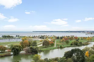 1610 N Prospect Ave, Milwaukee, WI 53202 - Photo 2