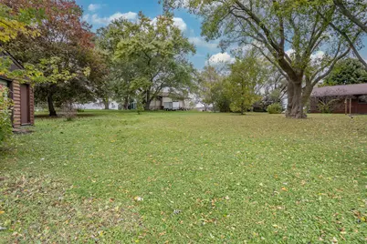 S31W26111  Sunset Dr, Waukesha, WI 53189 - Photo 22