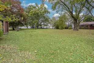 S31W26111 Sunset Dr, Waukesha, WI 53189 - Photo 22