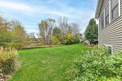 317  Trailview Xing #15, Racine, WI 53185 - Photo 38