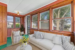 817 E Otjen St, Milwaukee, WI 53207 - Photo 8