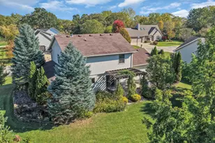 2520 Amber Ln, Racine, WI 53406 - Photo 34