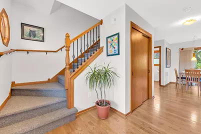2520  Amber Ln, Racine, WI 53406 - Photo 4