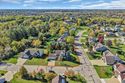 2520  Amber Ln, Racine, WI 53406 - Photo 36