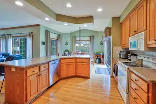 8505 S 68th St, Franklin, WI 53132 - Photo 12
