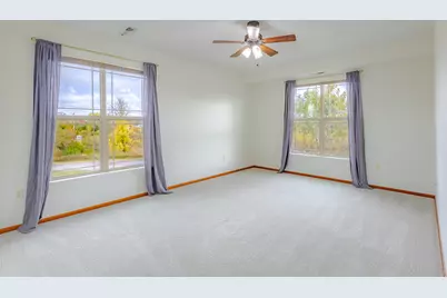 230  Hilldale Dr #1112, Hartford, WI 53027 - Photo 14