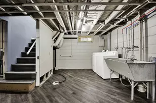 2350 S 62nd St, West Allis, WI 53219 - Photo 14