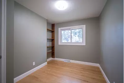 5008 N 104th St, Milwaukee, WI 53225 - Photo 18