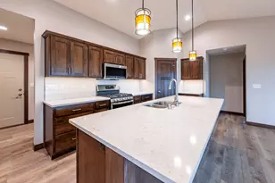 1957 Golden Gate Wy, Holmen, WI 54636 - Photo 6