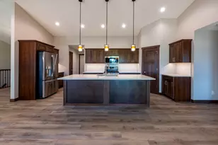 1957 Golden Gate Wy, Holmen, WI 54636 - Photo 4