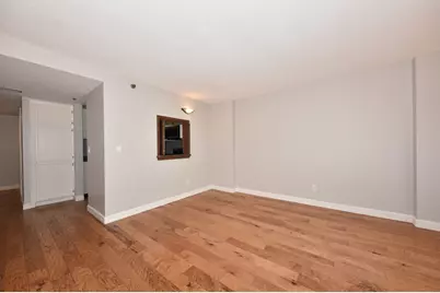 1633 N Prospect Ave #10C, Milwaukee, WI 53202 - Photo 8