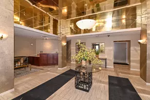 1633 N Prospect Ave, Milwaukee, WI 53202 - Photo 28