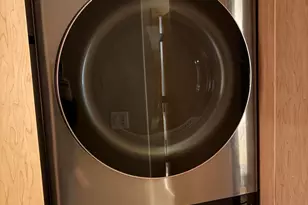 1550 E Royall Pl, Milwaukee, WI 53202 - Photo 20