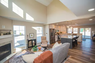 1102  Harbor Ave, West Bend, WI 53095 - Photo 10