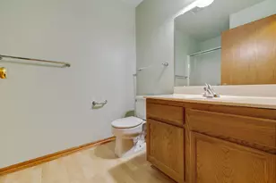 18520 Emerald Cir, Brookfield, WI 53045 - Photo 18