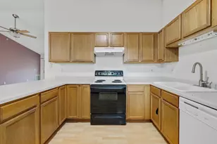 18520 Emerald Cir, Brookfield, WI 53045 - Photo 6