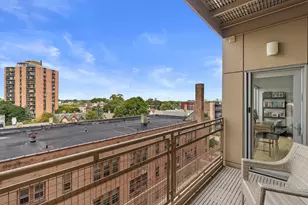 1550 E Royall Pl, Milwaukee, WI 53202 - Photo 8