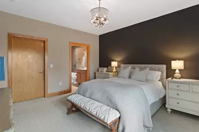 1550 E Royall Pl #505, Milwaukee, WI 53202 - Photo 12