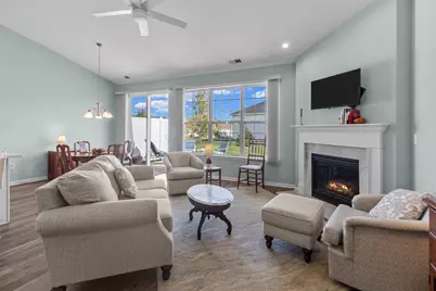 415  Cadence Cir, Lake Geneva, WI 53147 - Photo 18