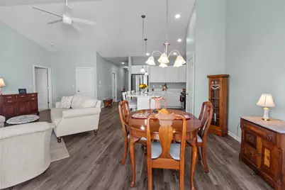 415  Cadence Cir, Lake Geneva, WI 53147 - Photo 14