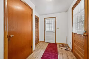 11126 W Freistadt Rd, Mequon, WI 53097 - Photo 8