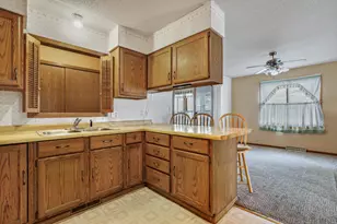 1641 Avon St, La Crosse, WI 54603 - Photo 10