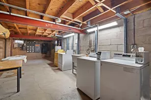 9015 N 96th St, Milwaukee, WI 53224 - Photo 12