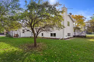 2601 Oakwood Cir, Oshkosh, WI 54904 - Photo 30