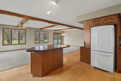 2601  Oakwood Cir, Oshkosh, WI 54904 - Photo 10