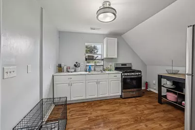 3468 N Richards St, Milwaukee, WI 53212 - Photo 12