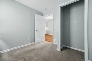 3468 N Richards St, Milwaukee, WI 53212 - Photo 10