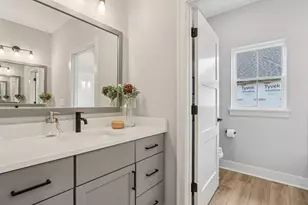 W198N4955 Hickory St, Menomonee Falls, WI 53051 - Photo 28