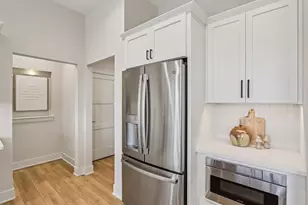 W198N4955 Hickory St, Menomonee Falls, WI 53051 - Photo 16