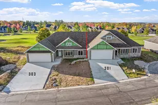 301 Fairway Meadows Ln, Sheboygan Falls, WI 53085 - Photo 4