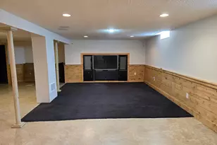 8081 N 105th St, Milwaukee, WI 53224 - Photo 30