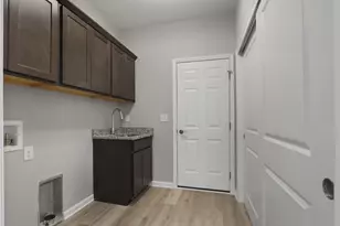 586 Tindall's Nest, Twin Lakes, WI 53181 - Photo 14