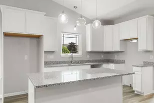 610 Tindall's Nest, Twin Lakes, WI 53181 - Photo 10