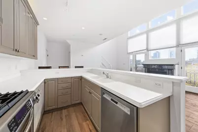 1515 N Van Buren St #513, Milwaukee, WI 53202 - Photo 12