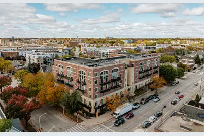 1515 N Van Buren St #513, Milwaukee, WI 53202 - Photo 38