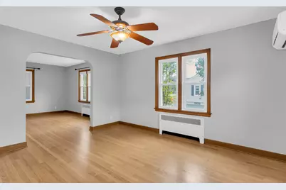 1504  Plainfield Ave, Racine, WI 53403 - Photo 12