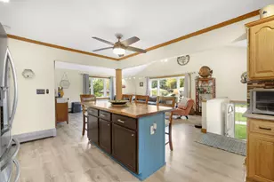 S73W16773 Briargate Ln, Muskego, WI 53150 - Photo 8