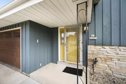 S73W16773  Briargate Ln, Muskego, WI 53150 - Photo 2